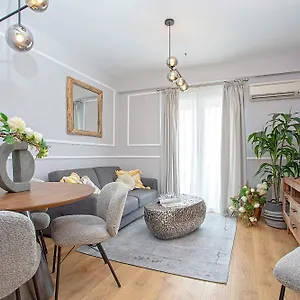 Genteel Amira Appartement